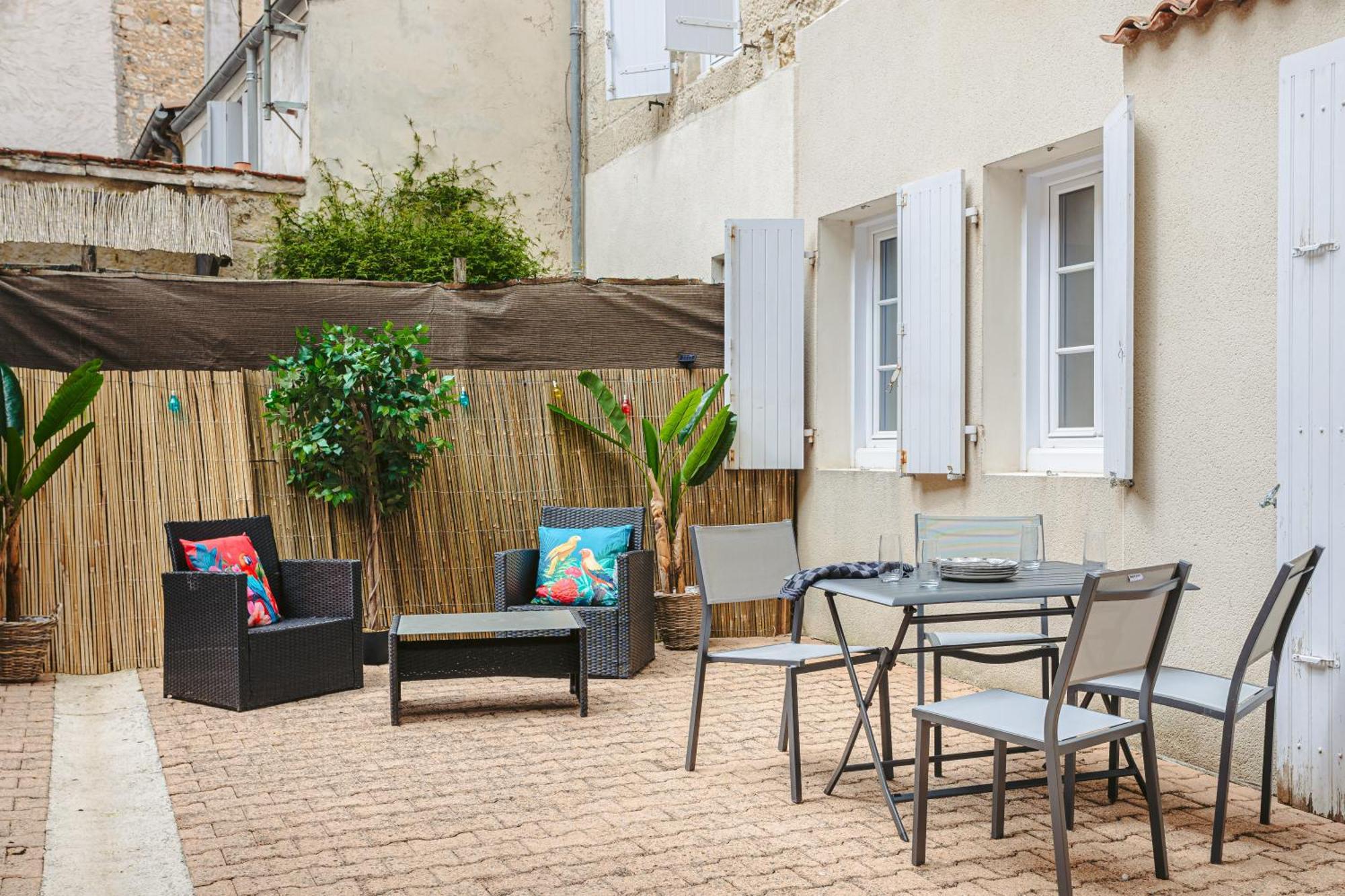 Olympia - Terrasse - Parking Gratuit - Centre Ville - Rez De Chaussee - Fibre Tv 4K แซ็งต์ ภายนอก รูปภาพ